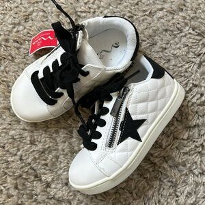 NWT NINA Kids' Ibby Quilted sneakers size 9 toddler
